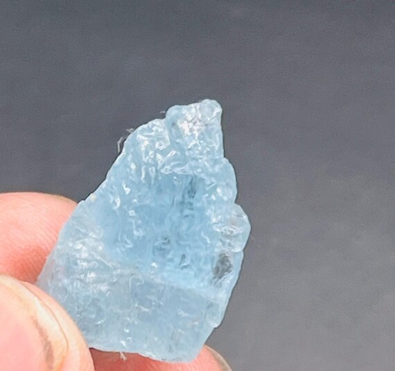 Aaa Deep Sea Aquamarine Rough Natural Aquamarine Rough Gemstone Raw Aquamarine For Jewelry Making Best Quality 20 Caret