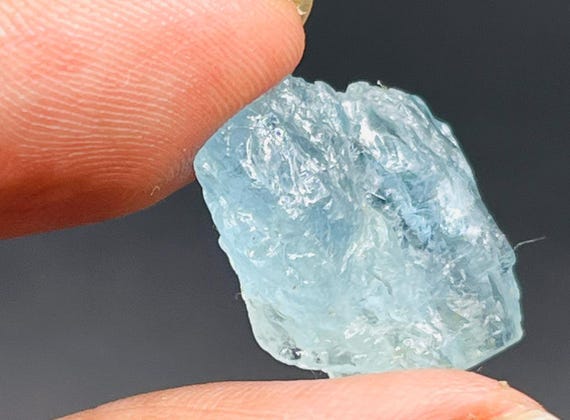 Aaa Deep Sea Aquamarine Rough Natural Aquamarine Rough Gemstone Raw Aquamarine For Jewelry Making Best Quality 30 Caret