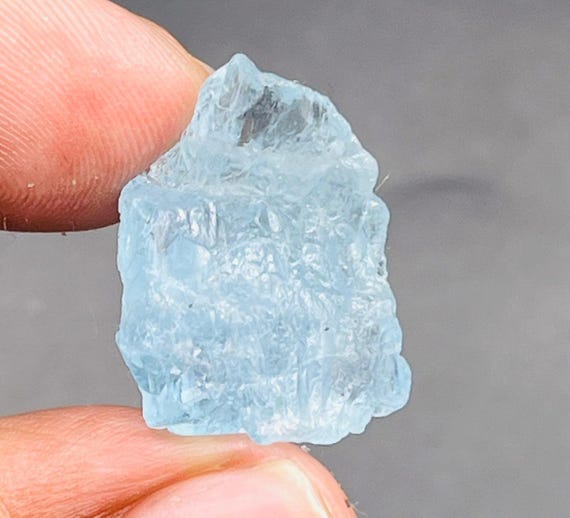 Aaa Deep Sea Aquamarine Rough Natural Aquamarine Rough Gemstone Raw Aquamarine For Jewelry Making Best Quality 20 Caret