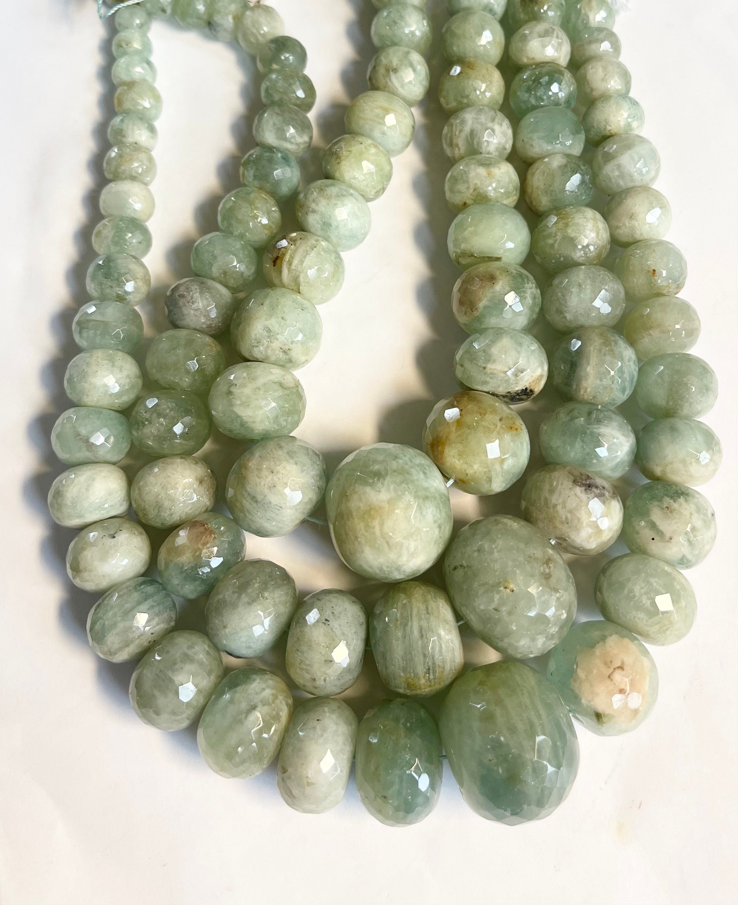 Natural Aquamarine 8x6mm--25x20mm Graduated Rondelle Gemstone Bead--15.5 Inch Strand-