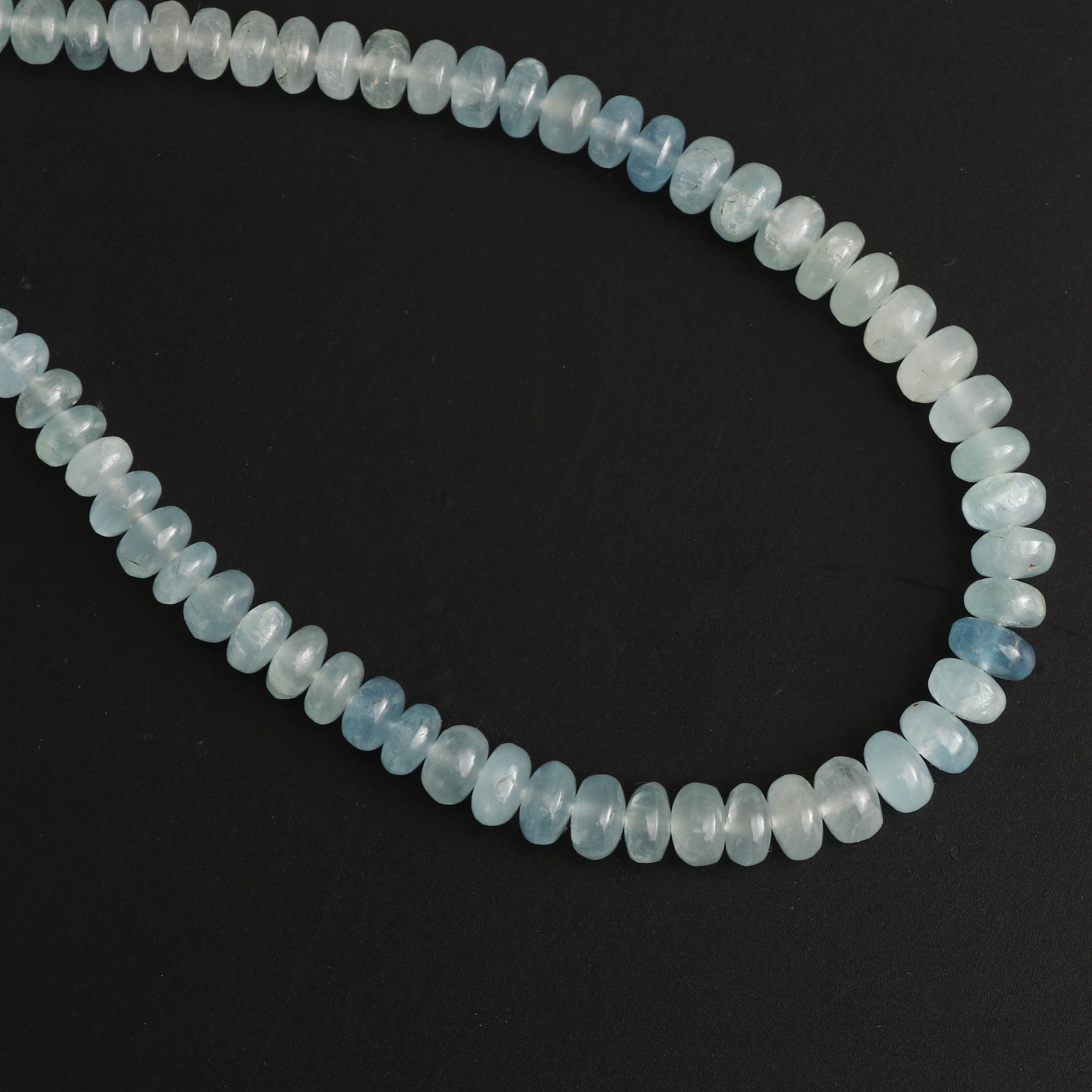 Natural Aquamarine Smooth Rondelle Beads - 6 Mm To 7 Mm - Aquamarine - Gem Quality , 20 Cm Full Strand, Price Per Strand Natural Aquamarine Smooth Rondelle Beads - 6 Mm To 7 Mm - Aquamarine - Gem Quality , 20 Cm Full Strand, Price Per Strand