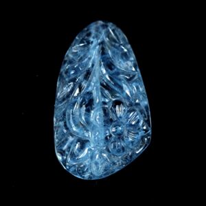 Carved Aquamarine Gemstone Flower: Natural Blue Crystal (8.80 CT, 23x14mm)