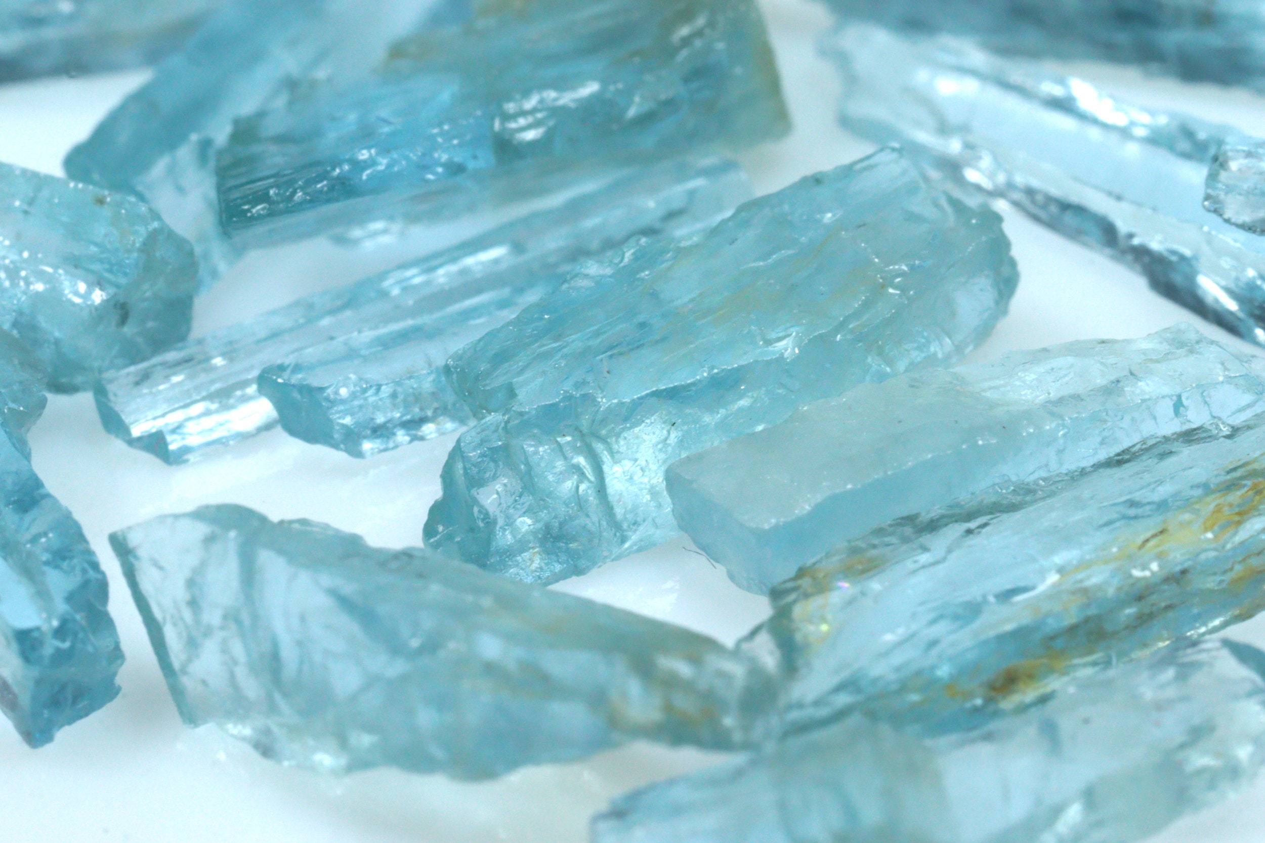 Raw Aquamarine Gemstone Lot: Natural Loose Gemstone Pendants (29.95 Ct)