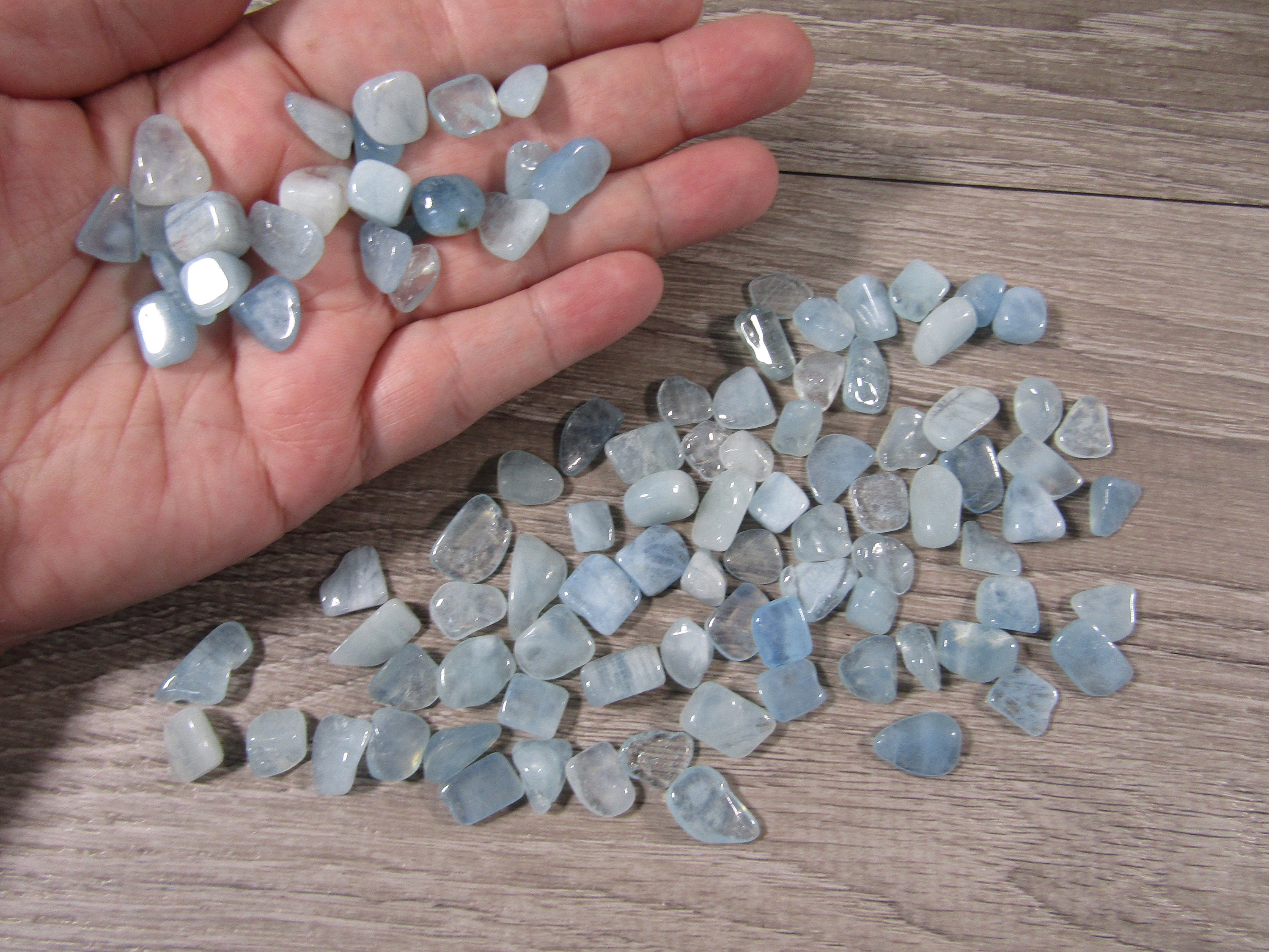 Aquamarine Chips // 0.25 Inch // Tumbled Stone