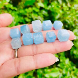 Aquamarine Crystal Cube: Tumbled Polished Carving (10-12mm)