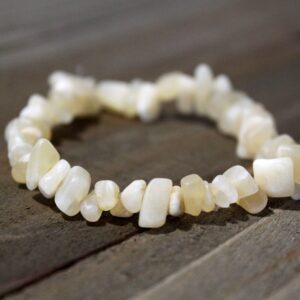 Reiki Charged Aragonite Chip Bracelet - Grounding, Increase Focus, Concentration - Metaphysical Gift for Healers - Crystal Energy Reiki Charged Aragonite Chip Bracelet - Grounding, Increase Focus, Concentration - Metaphysical Gift for Healers - Crystal Energy