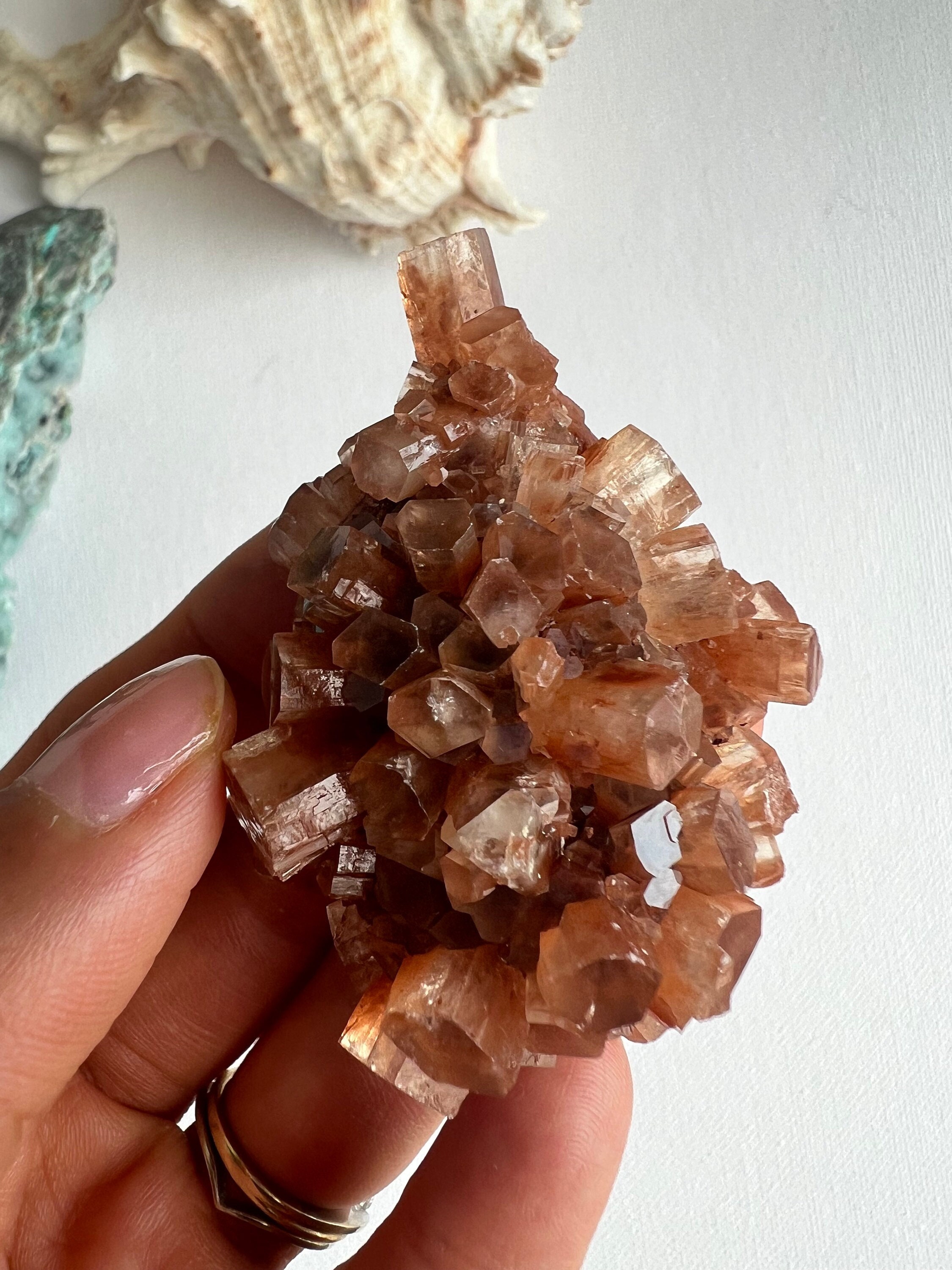 Raw Aragonite Cluster, Aragonite Specimen, Crystal Display Raw Aragonite Cluster, Aragonite Specimen, Crystal Display