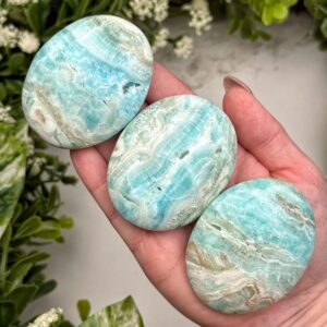 Blue Aragonite Palmstone | S, L | - No. 151 (polished Crystal Pocket Stone Palm, Throat Chakra, Peace) Blue Aragonite Palmstone | S, L | - No. 151 (polished Crystal Pocket Stone Palm, Throat Chakra, Peace)