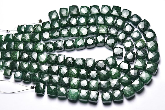 Beautiful Aventurine Cube Beads - 7.5 Inches, Natural Aventurine Faceted Cube,box Briolettes, Size Is 8- 9 Mm #1533