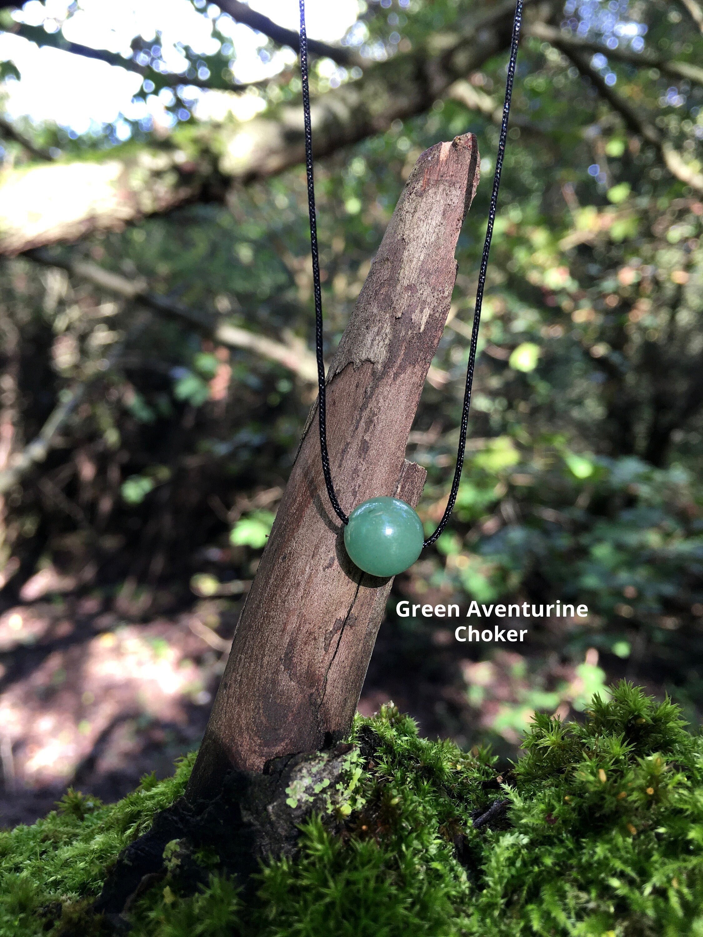 Minimalist Green Aventurine Bead Choker: 10mm Gemstone Necklace