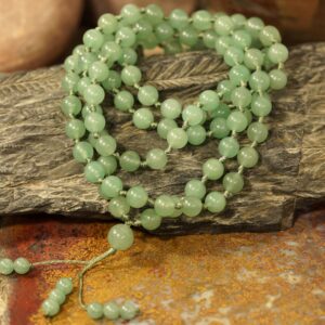 Natural Green Aventurine Mala • Green Aventurine Necklace • 8mm • 108+1 • Knotted Green Aventurine Mala Beads • 2735