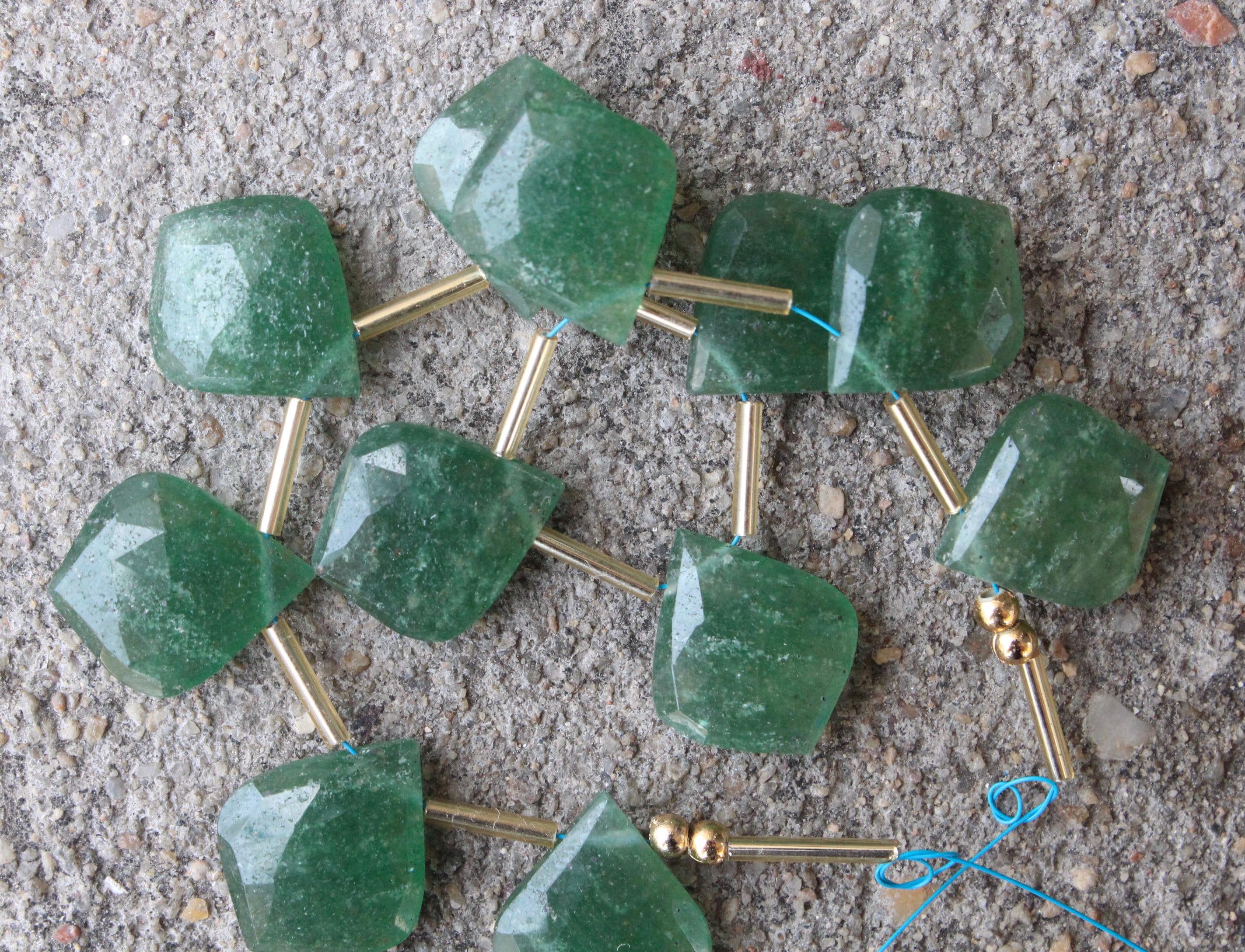 Aventurine Gemstone Faceted Briolette Beads | 10-piece Leaf | Size—15x18 Mm | Jewelry Setting (d61) Aventurine Gemstone Faceted Briolette Beads | 10-piece Leaf | Size—15x18 Mm | Jewelry Setting (d61)
