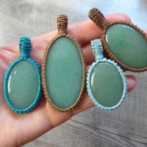 Green Aventurine Macrame Necklace, Green Stone Macrame Pendant, Healing Stone Necklaces, Gem Stone Necklace Mom Gift Anti Stress