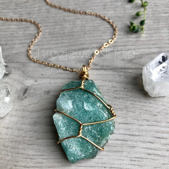 Green Aventurine Necklace, Crystal Wire Wrapped Necklaces, Natural Stone Chain, Birthstone Necklace, Raw Aventurine Pendant, Crystal Pendant