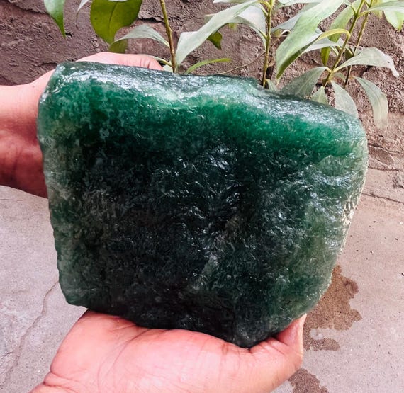 Green Aventurine Hugg Size Raw Rough Natural Healing Jewelery Making Manjifestation Stone 4.700kg