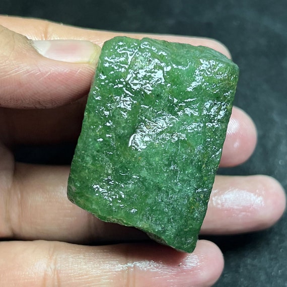 Raw Green Aventurine Rough Stone | Uncut Chunk 113.4g 50x35x32mm