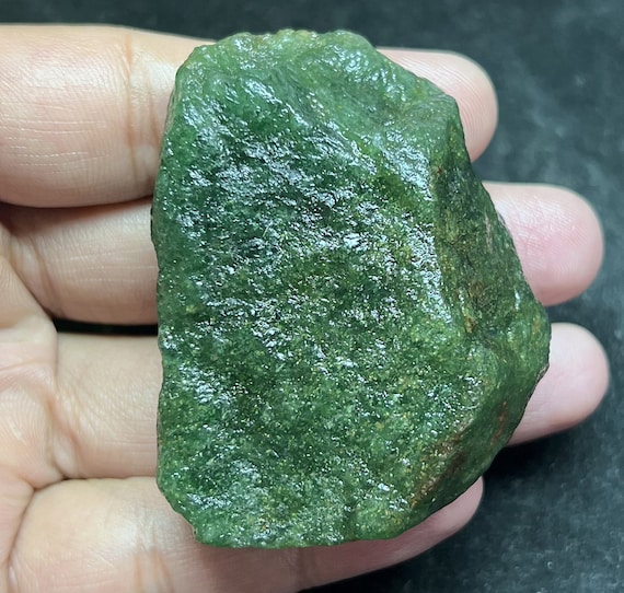 Natural Aventurine Rough Stone | Raw Green Crystal 122.4g 60x52mm