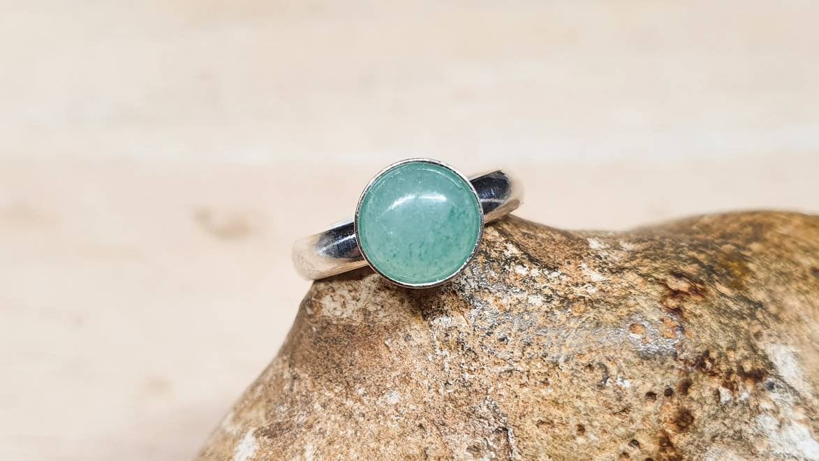 Minimalist Green Aventurine Adjustable Ring. Crystal Reiki Jewelry Uk. Gemstone 925 Sterling Silver Rings For Women. 8mm Stone.