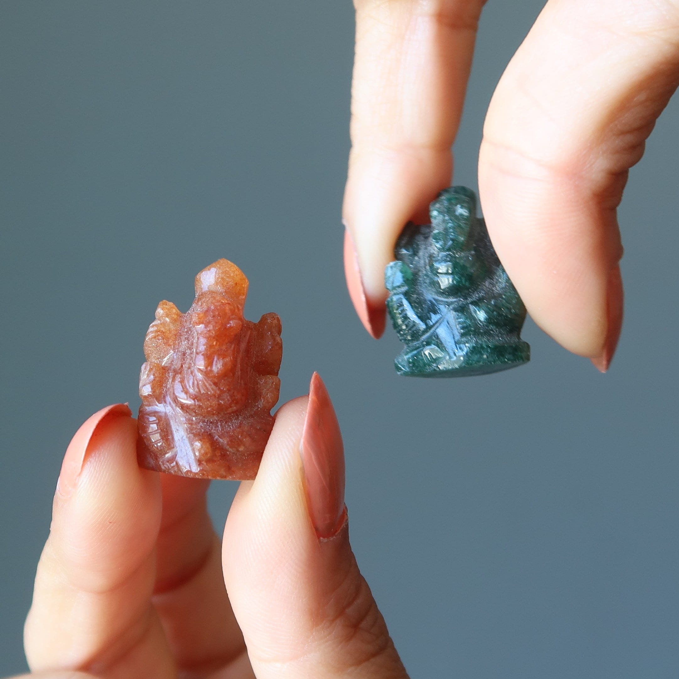 Aventurine Ganesh Elephant God Mini Statue In Green Or Red