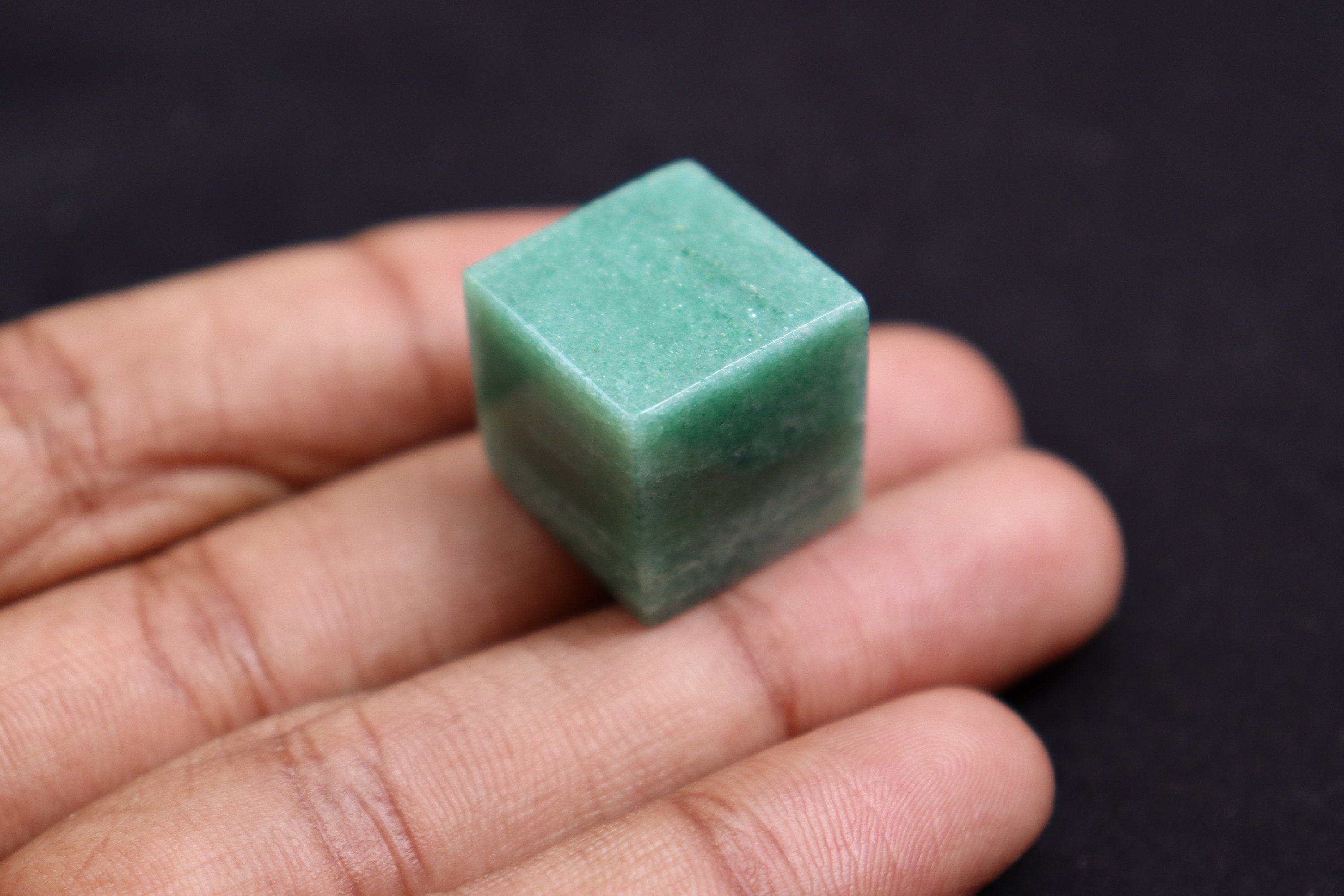 Light Green Aventurine Cube Stone, Healing Crystals And Stones - Green Aventurine Stones - Chakra Crystals - Chakra Cube -healing Stone.