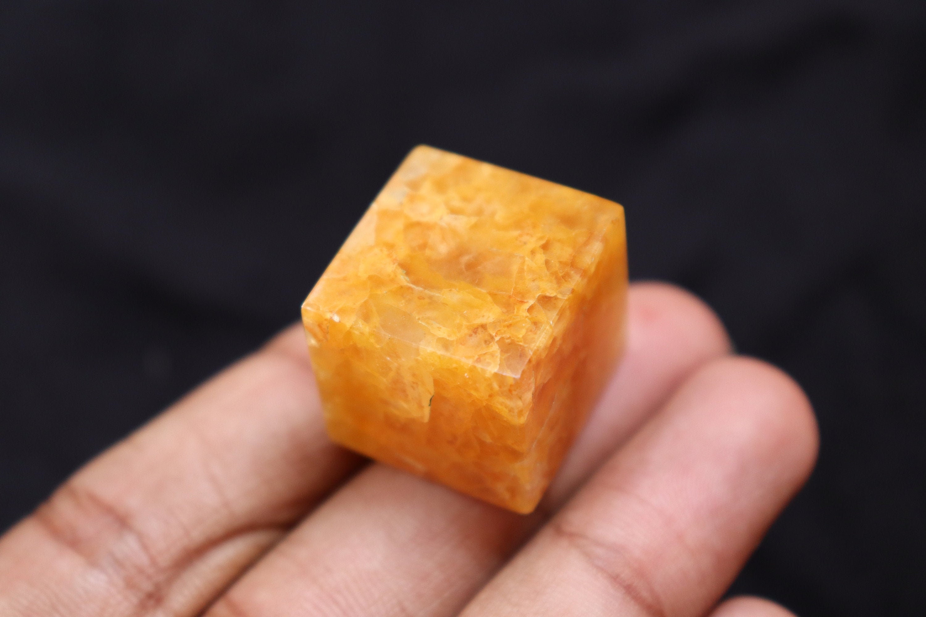 Yellow Aventurine Cube, Yellow Aventurine Crystal Cube Stone, Aventurine Polished Stone, Worry Stone, Aventurine Crystal, Yoga Meditation