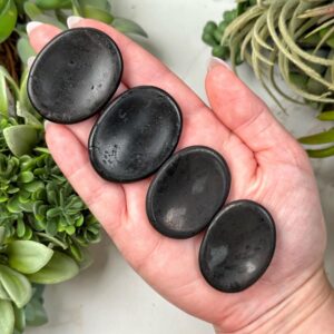 Black Tourmaline Calming Stone | 38mm | - No. 370 (dark Pocket Worry Crystal, Root Chakra, Grounding)