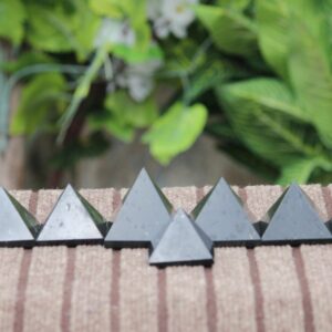 Black Tourmaline Pyramid Set: Healing Crystal Meditation Stones