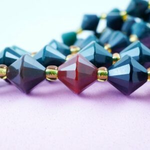 Blood Stone Beads (Bicone)(Faceted)(8mm)(16"Strand) Blood Stone Beads (Bicone)(Faceted)(8mm)(16"Strand)