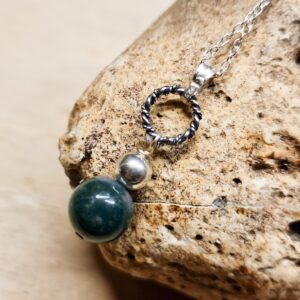 Small Bloodstone Necklace. March Birthstone. 925 Sterling Silver Rope Circle Necklace. Crystal Reiki Jewelry Uk. 8mm Stone Small Bloodstone Necklace. March Birthstone. 925 Sterling Silver Rope Circle Necklace. Crystal Reiki Jewelry Uk. 8mm Stone