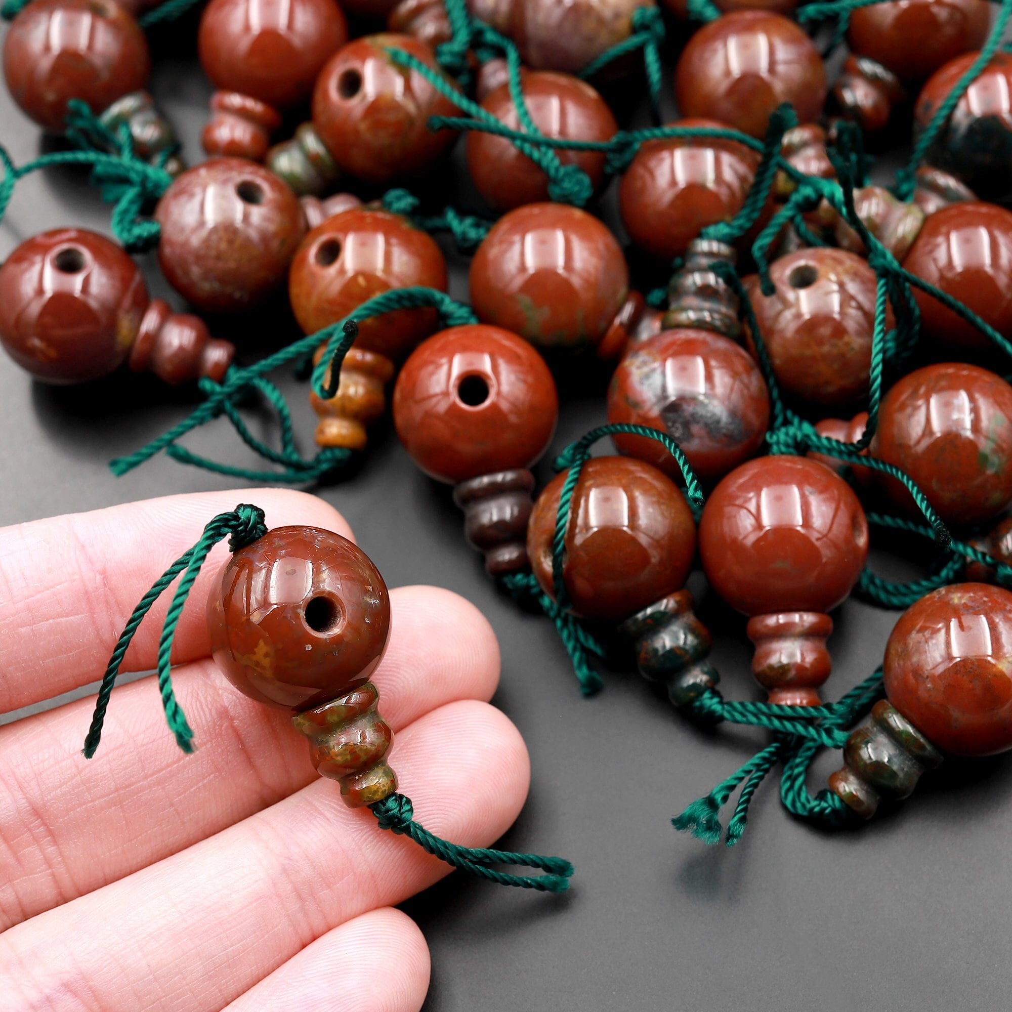 Aaa Large 16mm Natural Gemstone Guru Indian Bloodstone Beads Three Holes T-beads Mala Making 3 Holes Prayer Beads Cones