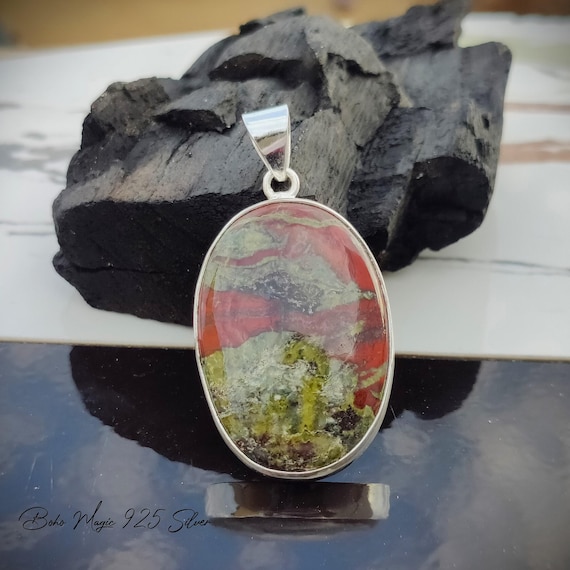 Handmade Dragan Bloodstone 925 Sterling Silver Pendant: Boho Jewelry