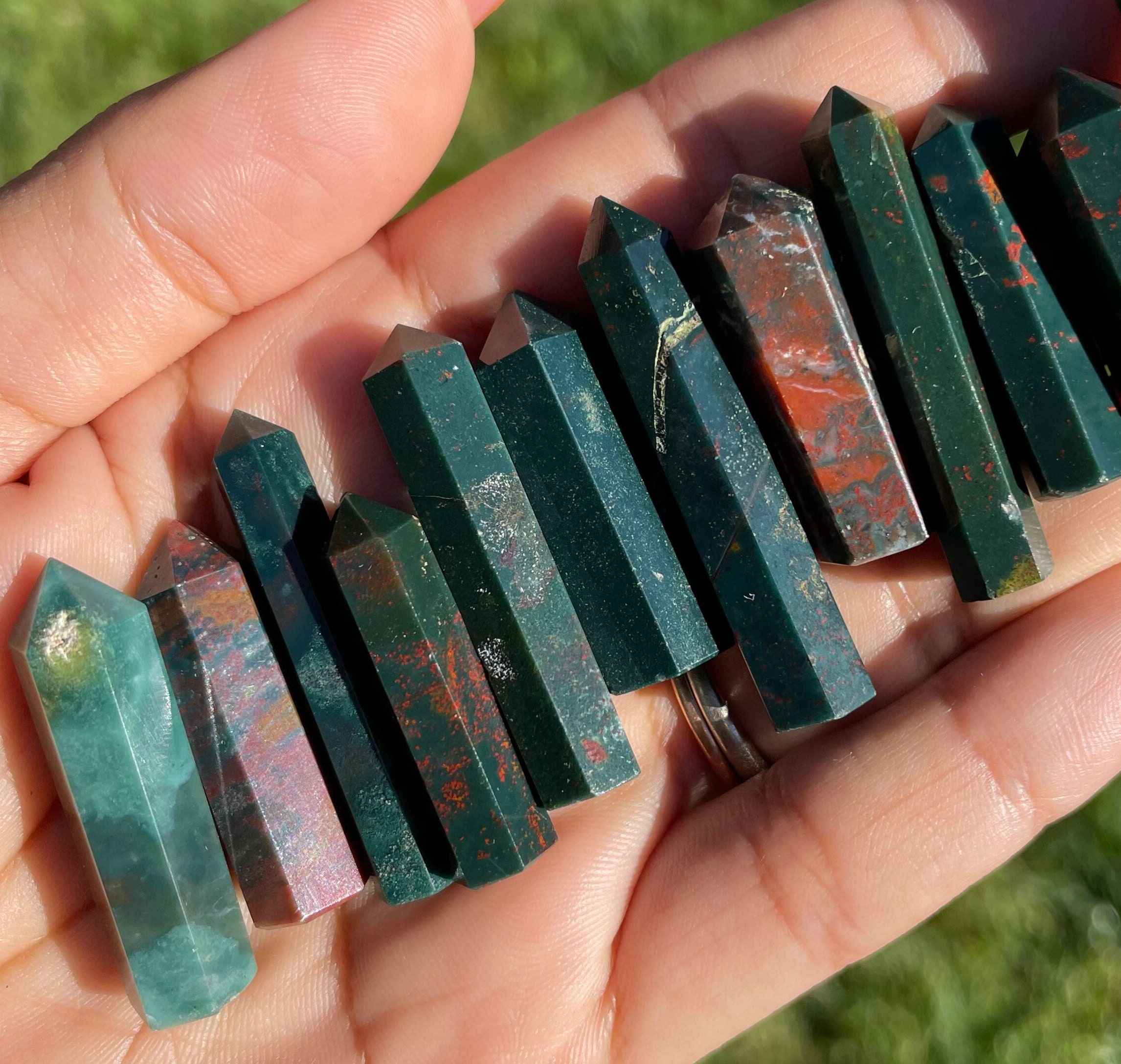 Short Bloodstone Crystal Pencil Point: Faceted Polished Gemstone (25-35mm) Short Bloodstone Crystal Pencil Point: Faceted Polished Gemstone (25-35mm)