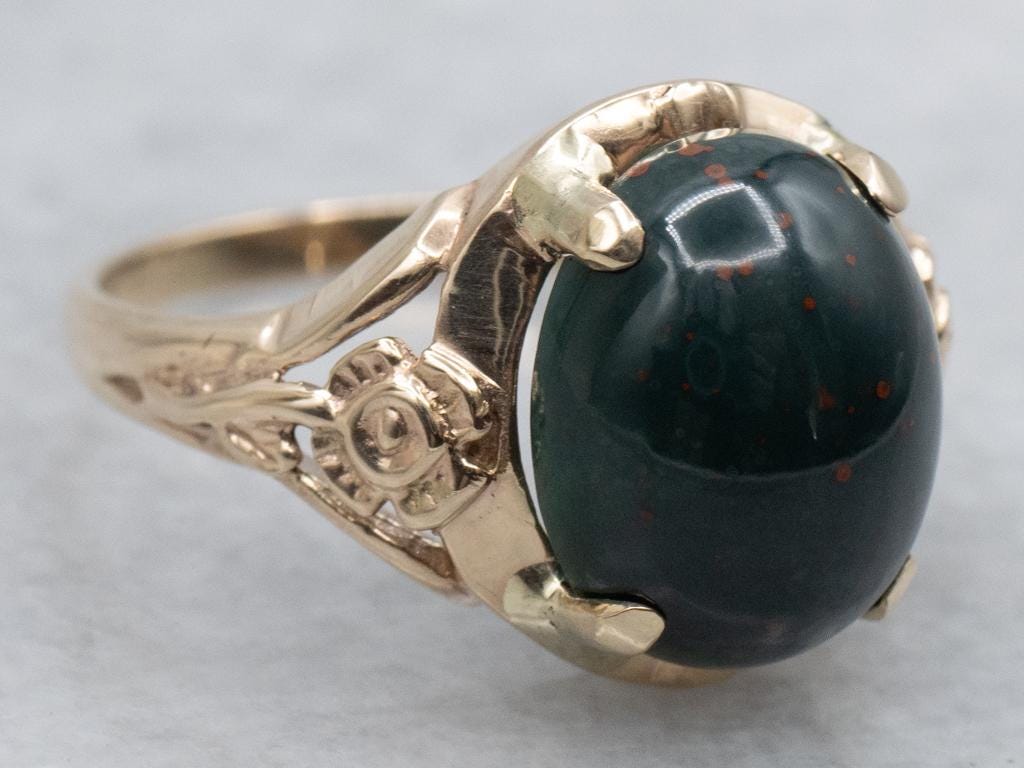 Vintage Floral Bloodstone Cabochon Ring