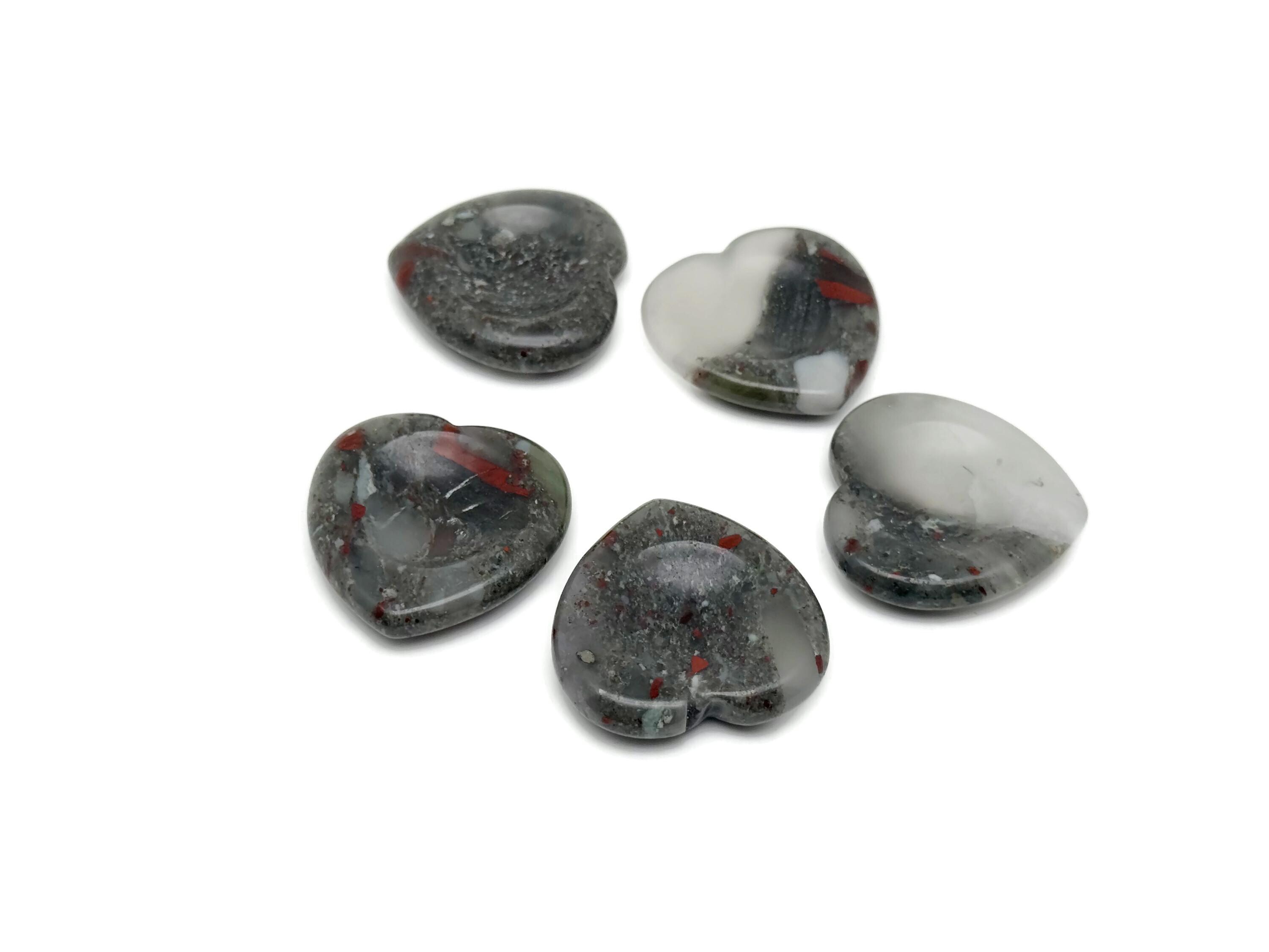African Bloodstone Heart Worry Stone – Crystal Worry Stone – Relaxing Heart Chakra - Travel Crystals - Stress Reducing - Wo1004