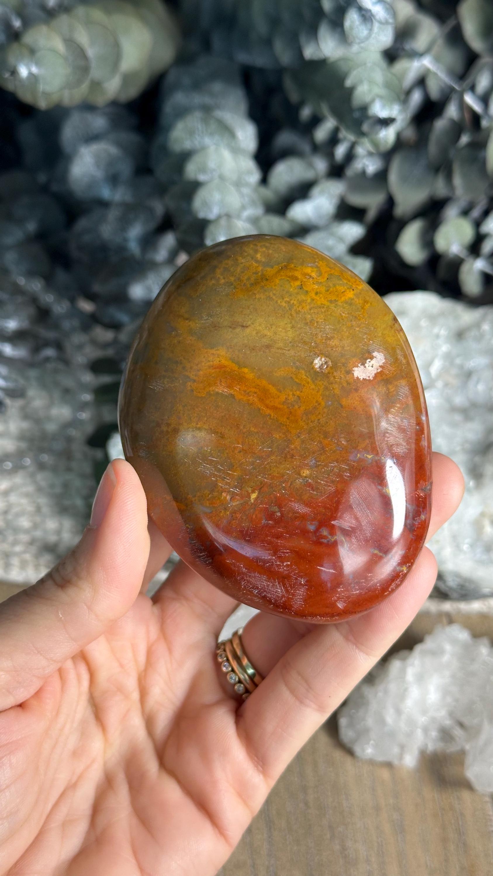 Bloodstone Palmstone From India, Palm Stone