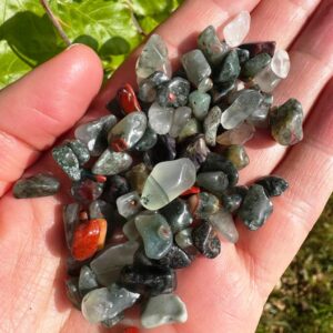 Bloodstone Chips Gem Tumble Mini Polished Stone Vampire Rock Mineral Crystal Gray Black Tumbles Mini Chip Resin Craft Bat Rock Witch Blood