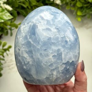 Blue Calcite Freeform | 904g | - #1 (polished Blue Crystal Chunk, Healing Stone, Throat Chakra, Calming) Blue Calcite Freeform | 904g | - #1 (polished Blue Crystal Chunk, Healing Stone, Throat Chakra, Calming)