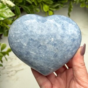 Blue Calcite Heart | 452g | - #3 (polished Blue Crystal Carving, Healing Stone, Throat Chakra, Calming) Blue Calcite Heart | 452g | - #3 (polished Blue Crystal Carving, Healing Stone, Throat Chakra, Calming)