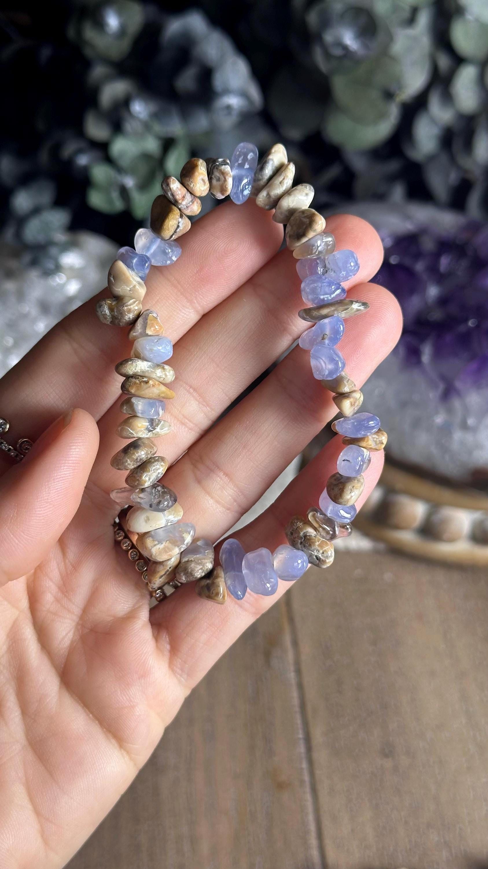 Chip Turkish Blue Chalcedony Stretch Bead Bracelet, Tumbled Chip Stone Chip Turkish Blue Chalcedony Stretch Bead Bracelet, Tumbled Chip Stone