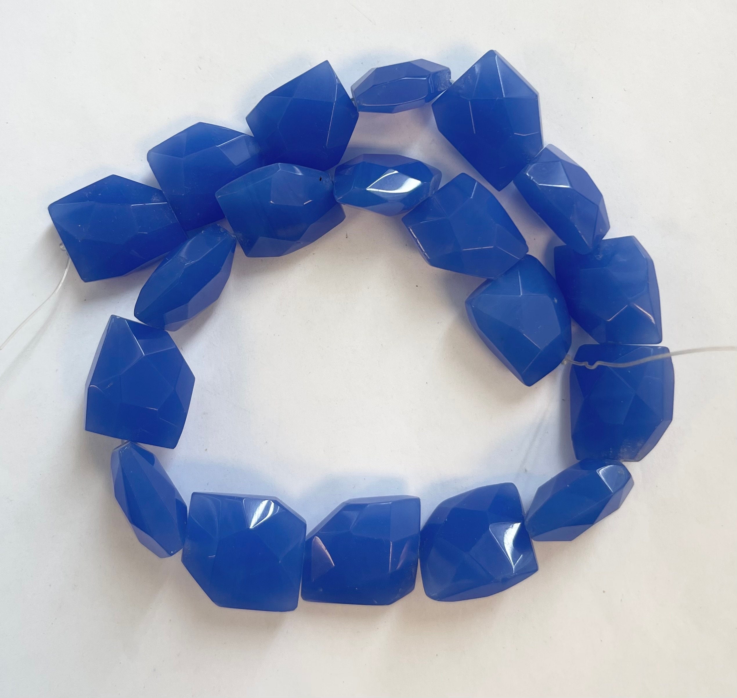 Blue Chalcedony 22x20x11mm Faceted Nugget Gemstone Beads---15.5" Blue Chalcedony 22x20x11mm Faceted Nugget Gemstone Beads---15.5"