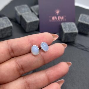 Blue Chalcedony 925 Sterling Silver Oval Shape Gemstone Stud Earring