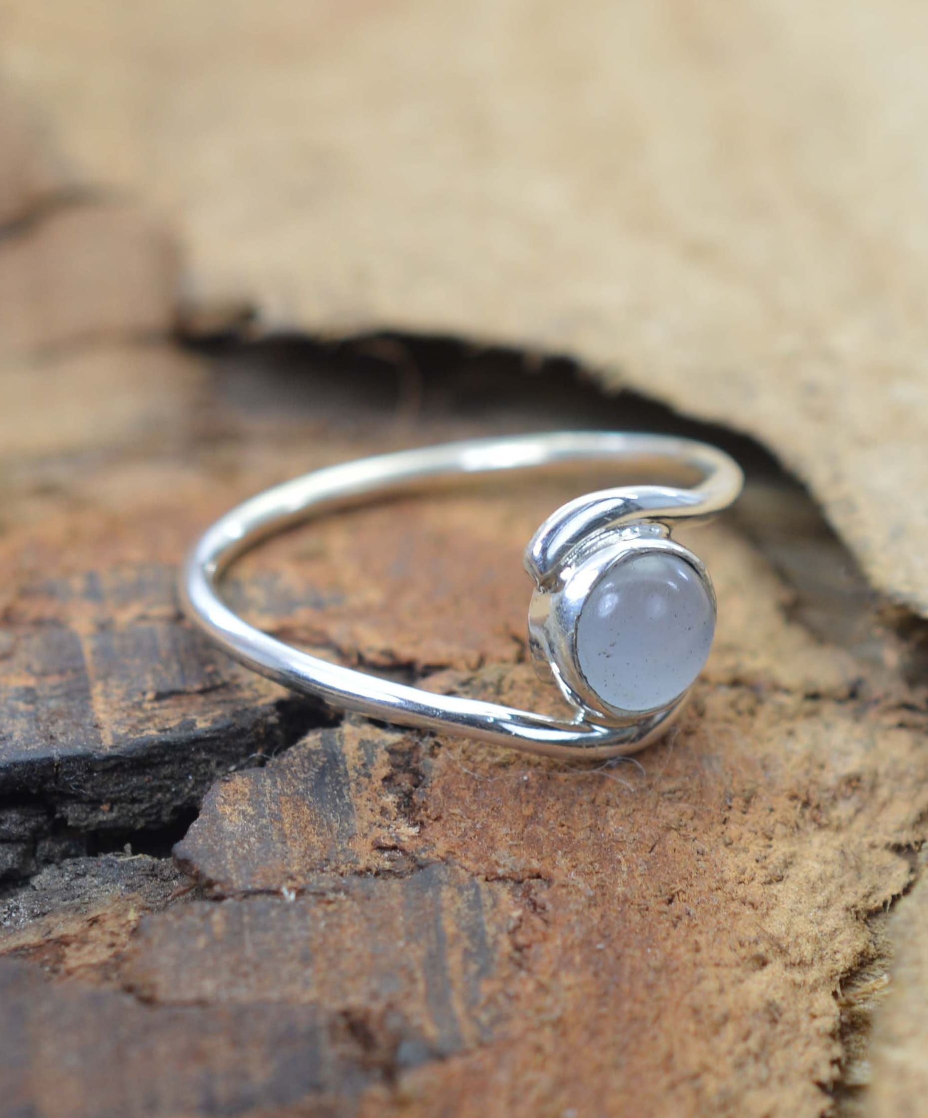 Blue Chalcedony 925 Sterling Silver Ring: Gemstone Jewelry