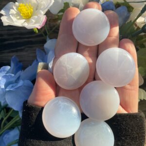 Blue Chalcedony Round, Blue Chalcedony Flat Palm, Qty. 1, Round Pocket Stone