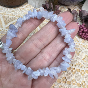 Blue Lace Agate Crystal Chip Bracelet Blue Lace Agate Crystal Chip Bracelet