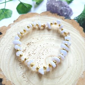 Delicate Gold Spacer Bracelet - Blue Lace Agate Delicate Gold Spacer Bracelet - Blue Lace Agate
