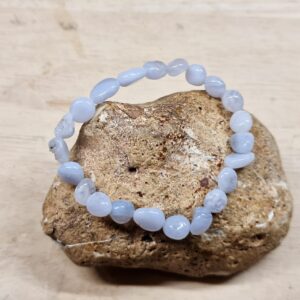 Blue lace agate bracelet. Elastic stretch Reiki jewelry uk Blue lace agate bracelet. Elastic stretch Reiki jewelry uk