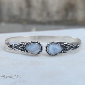 Handmade Blue Lace Agate Bangle: 925 Sterling Silver Cuff Handmade Blue Lace Agate Bangle: 925 Sterling Silver Cuff