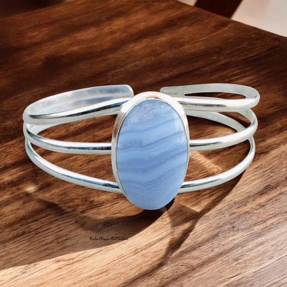 Handmade Blue Lace Agate Bangle: 925 Sterling Silver Bracelet Handmade Blue Lace Agate Bangle: 925 Sterling Silver Bracelet