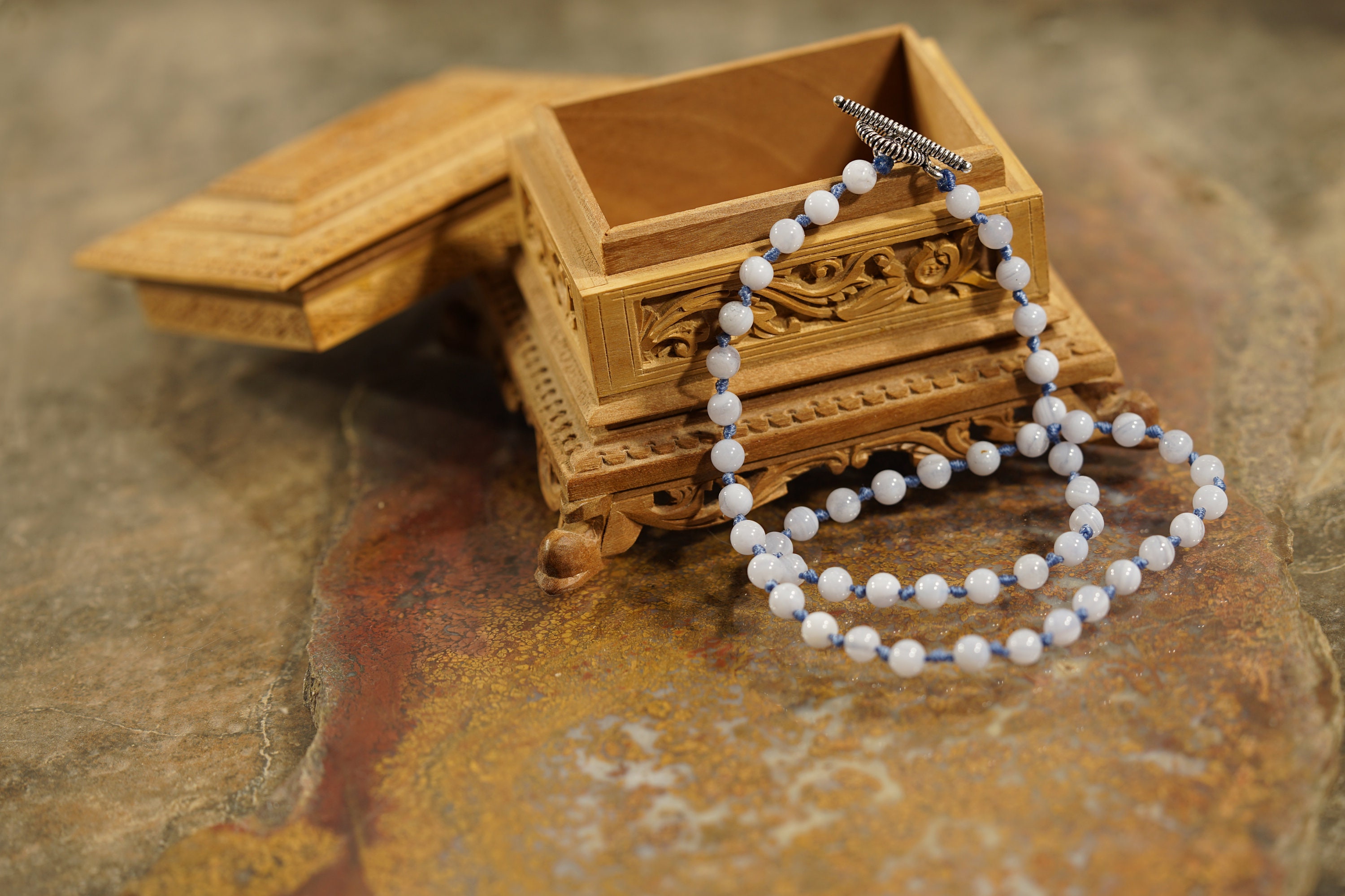 Blue Lace Agate Choker • Knotted Choker Necklace • Blue Choker • 5mm • Beaded Choker • Knotted Necklace • Blue Lace Agate Necklace • 4662