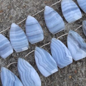 Blue Lace Agate Gemstone Faceted Briolette Beads I 10-piece Half Marquise-shaped I Size—20-29 Mm App. Jewelry Setting (c547)